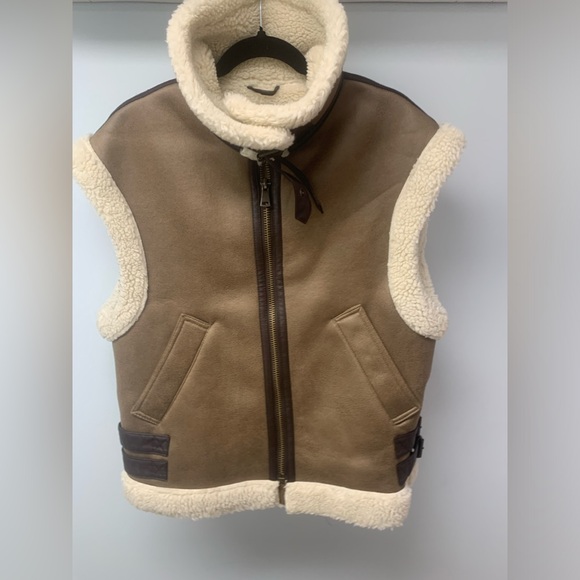 Zara - Picture 2 of 6